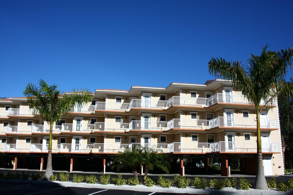 Beso Del Sol Resort Dunedin Esterno foto