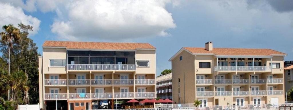 Beso Del Sol Resort Dunedin Esterno foto