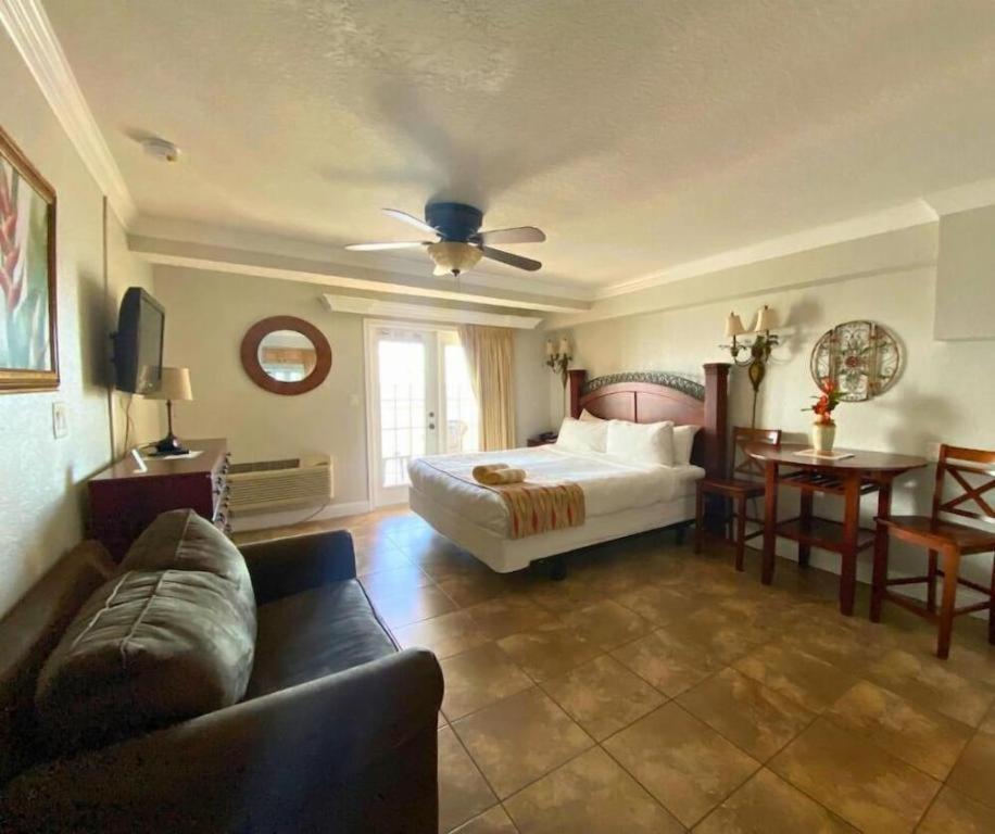 Beso Del Sol Resort Dunedin Esterno foto